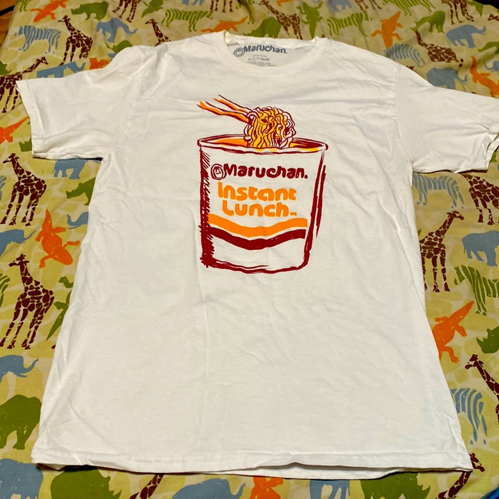 Mens small, white, Maruchan noodle t shirt